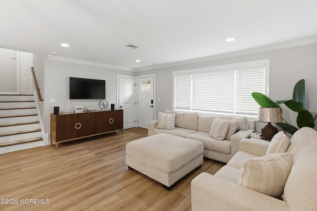 Photo - 1114 Interlaken Ave