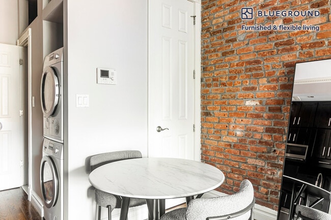 Photo - 234 W 14th St Unidad FL4-ID1951