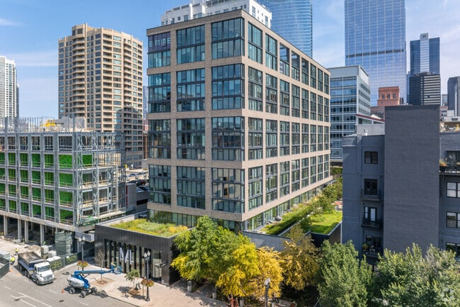 Building Photo - Emme Rental