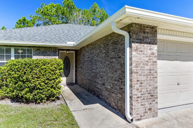 Photo - "Spacious 3-Bedroom Home with 2 Full Baths in the Heart of Palm Coast!" Unit B