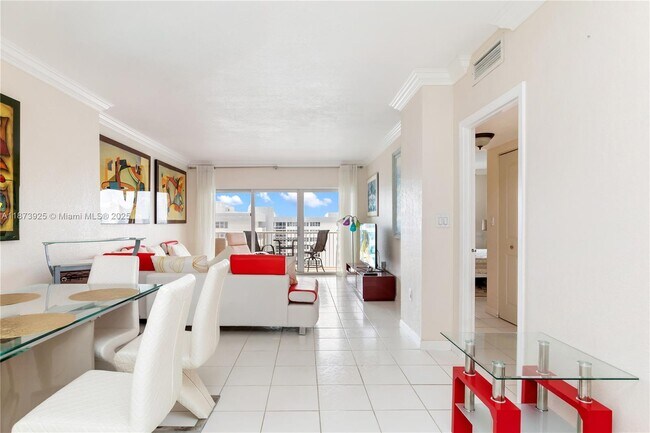 Photo - 1980 S Ocean Dr Unidad 22L