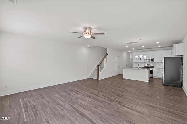 1033 Heartstone Wy