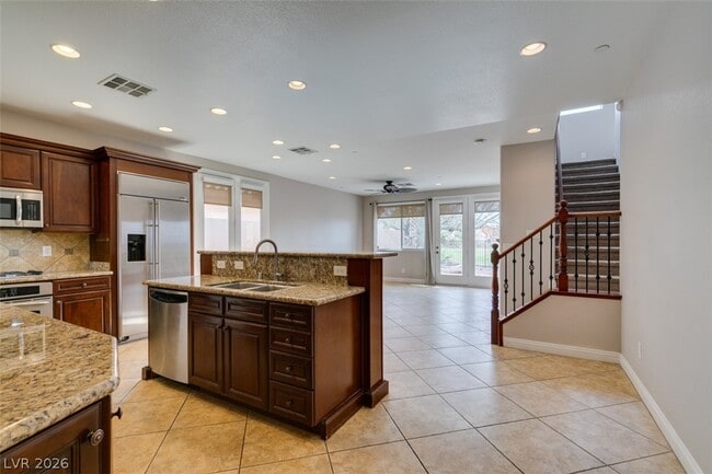 Photo - 13 Avenza Dr