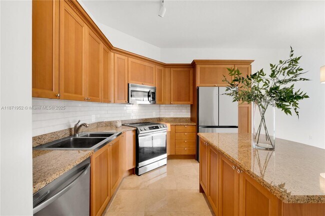 Photo - 55 Merrick Way Unidad 818