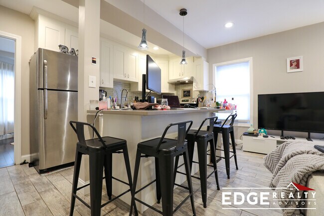 Photo - 83 Linden St