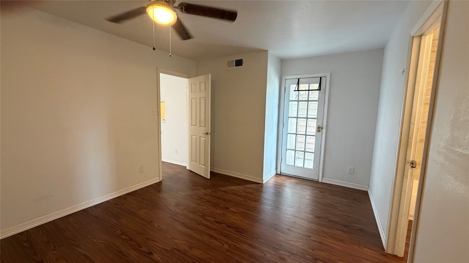 Photo - 10601 South Dr Unit 107