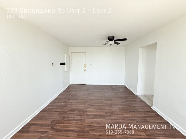 Photo - COZY 1 BED/1 BATH UNIT IN SECURE BUILDING + HYDRO & FREE WIFI!! Unité 2