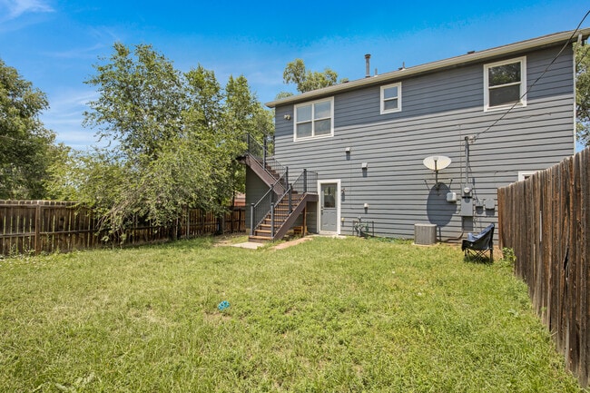 Photo - 944 E Moreno Ave