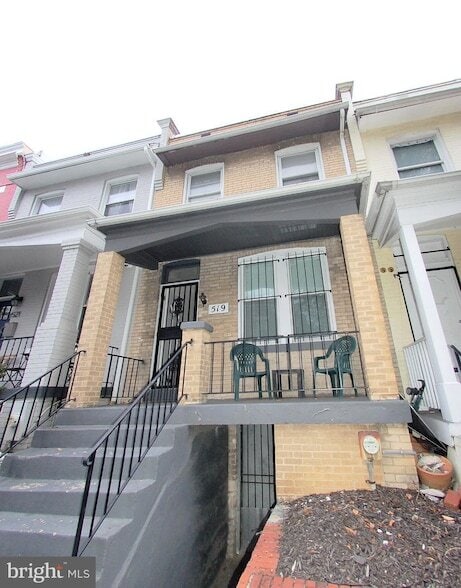 Building Photo - 519 Harvard St NW Rental