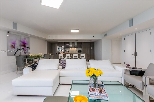 Photo - 17201 Collins Ave Unidad 1807
