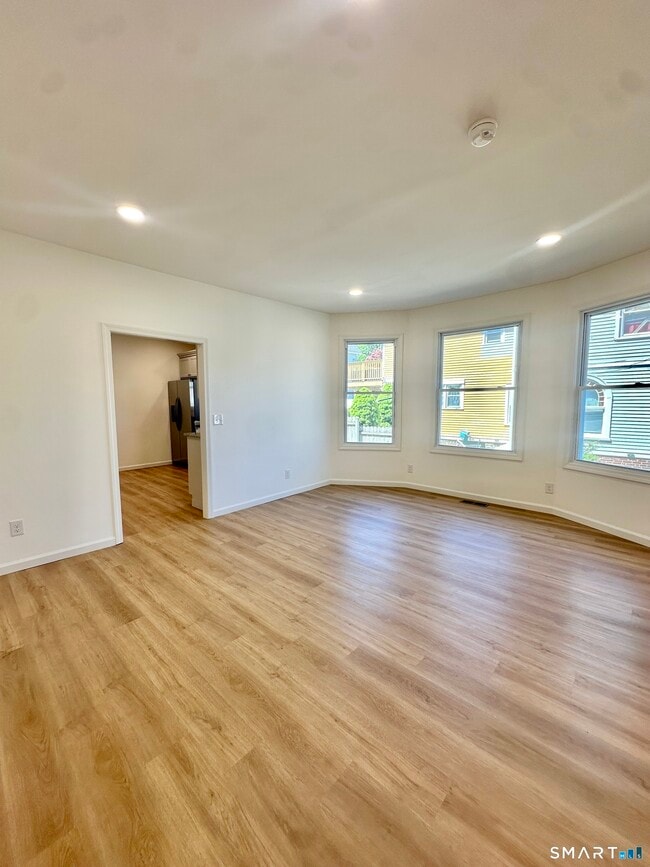 Photo - 216 Minerva St Unit 1st floor