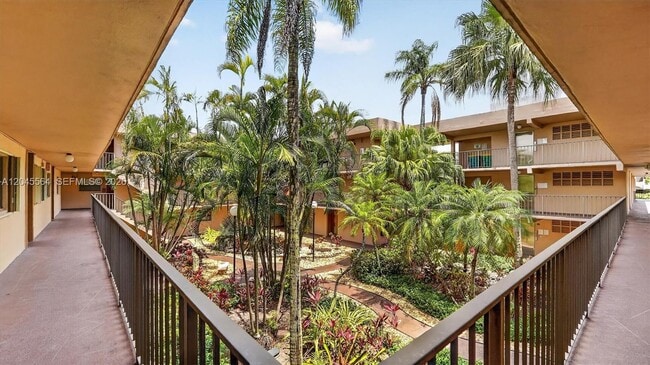 Photo - 10975 SW 107th St Unit 202