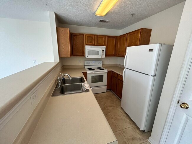 Photo - 282 Swaying Pine Ct