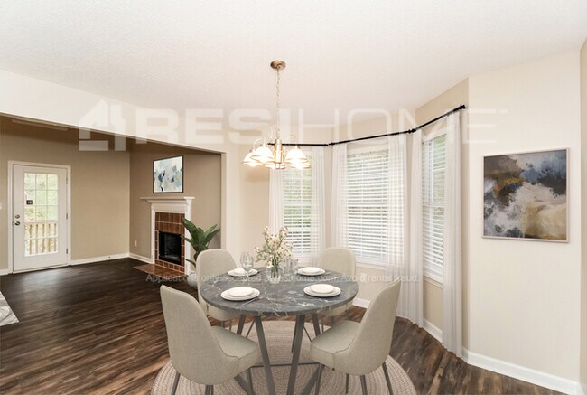 Photo - 1368 Camrose Ct