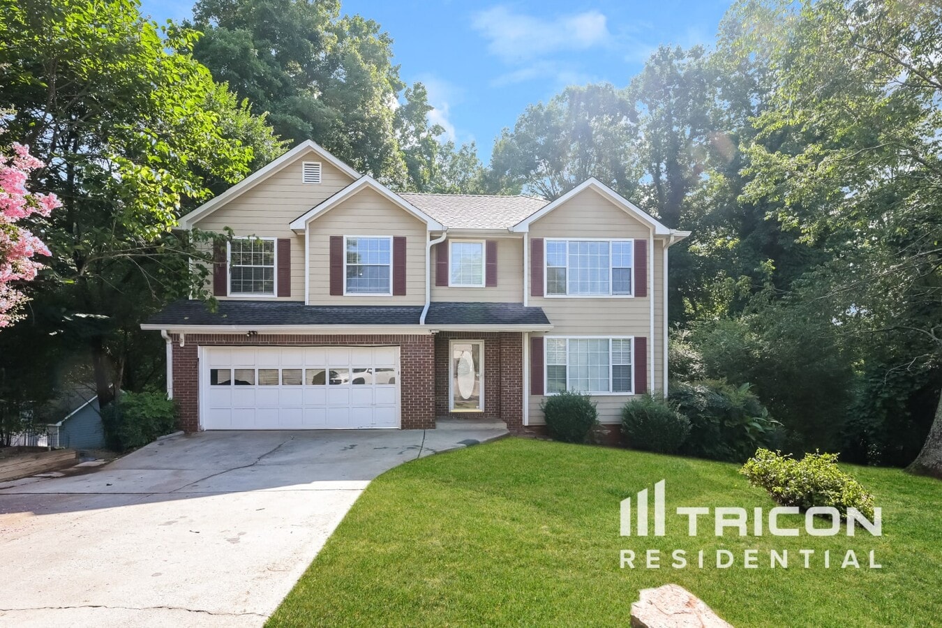 Photo - 2615 Sandstone Dr House