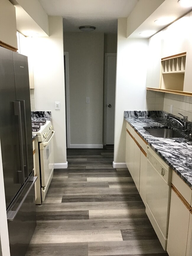 Photo - 210 Brook Village Rd Unit #26