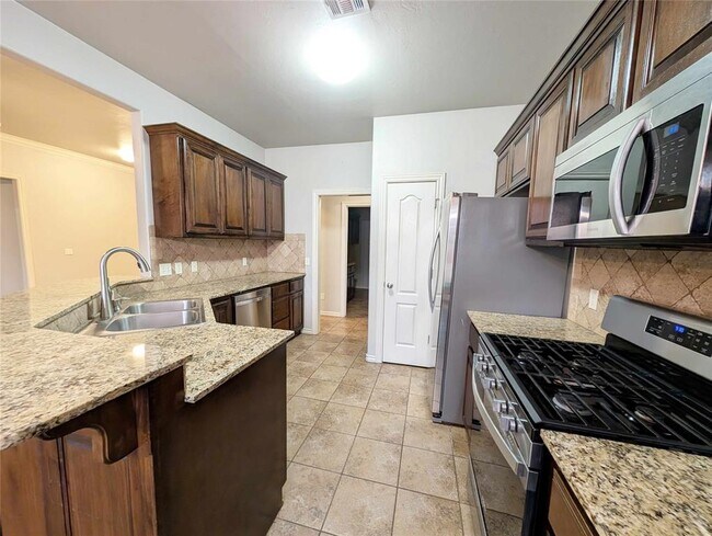 Photo - 19100 Canyon Creek Pl