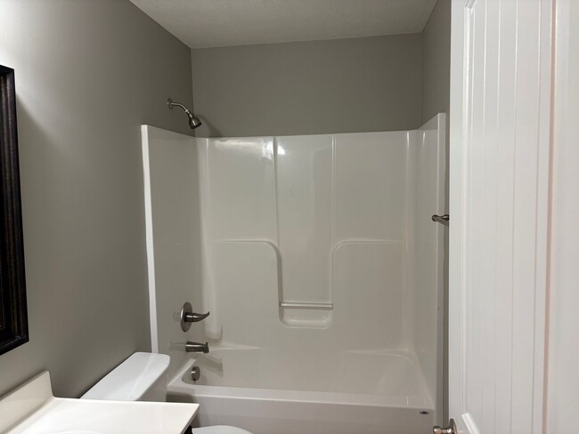 Photo - 7013 Golgotha Dr