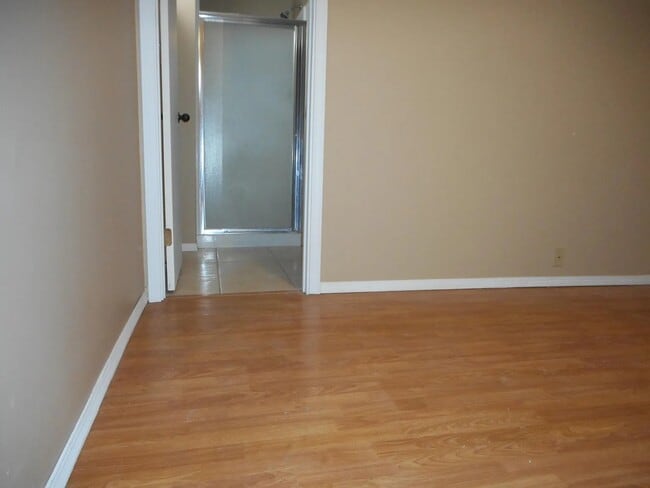 Photo - 3124 N Brookfield St