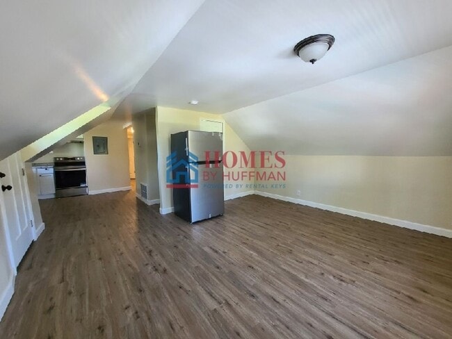 Photo - 423 Jefferson Ave Unit B