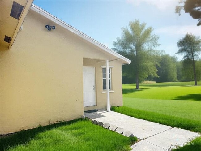 Photo - 1136 NW 5th Ct