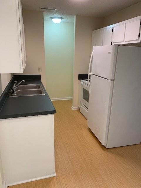 Photo - 2004 Tower Pl Unidad A