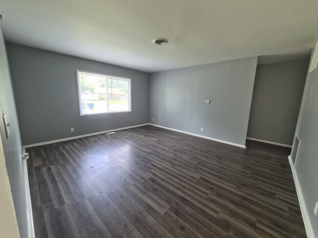 Photo - 3921 Malibu Dr