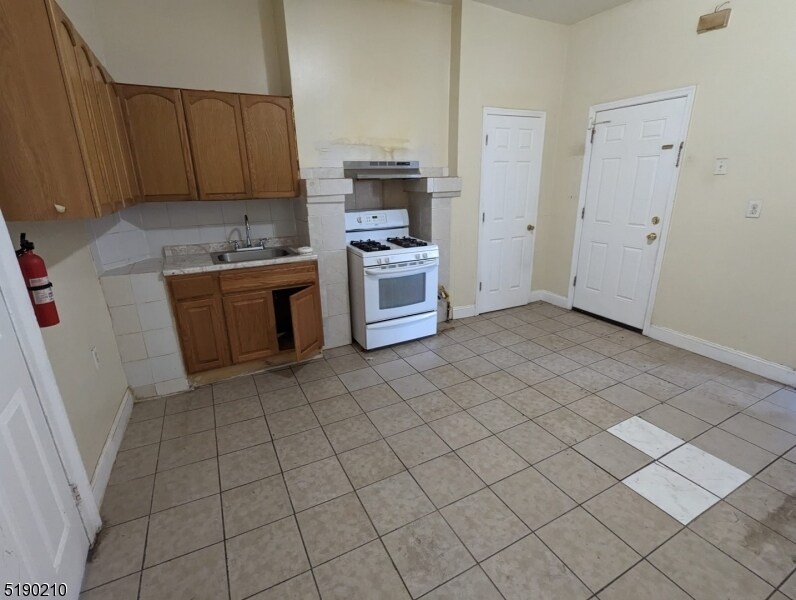 Photo - 49 Lentz Ave