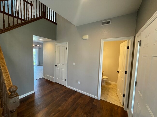 Photo - 435 W Regatta Ln