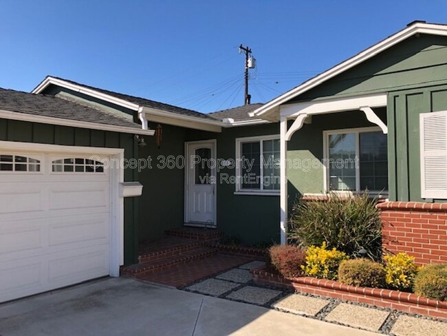 Photo - 20935 Conradi Ave