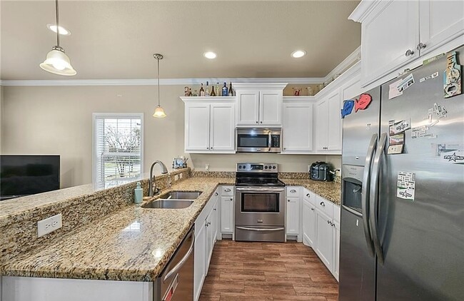 Photo - 119 Sterling St