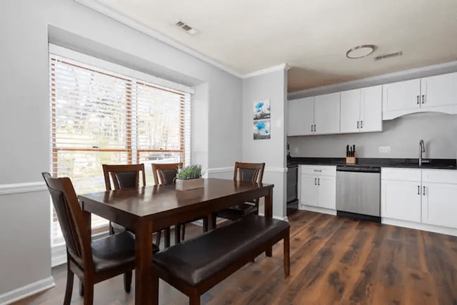 Photo - 119 Homeplace Ct