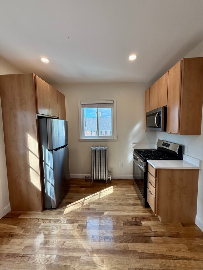 Photo - 124 Chestnut St Unit 002R