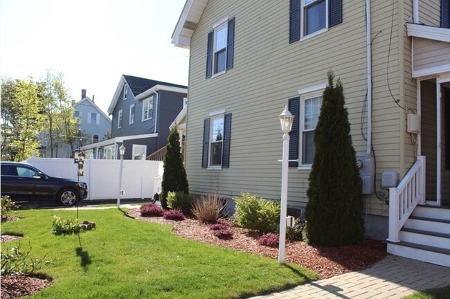 Photo - 226 California St