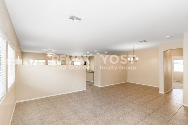 Photo - 254 W Seven Seas Dr