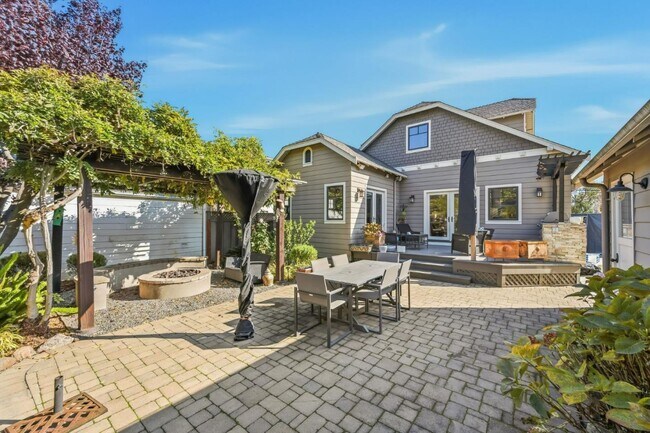 Photo - 1212 Mills Ave