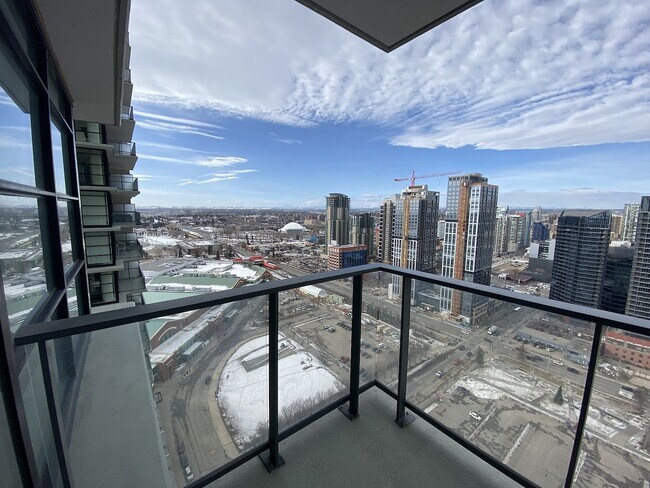 Photo - Spacious 2-Bedroom Condo-Stunning City and Mountain Views-Tandem Parking (IP090) Unit 2907