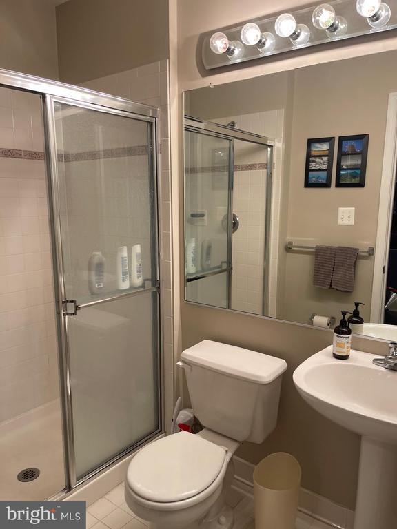 Building Photo - 4129 Trowbridge St