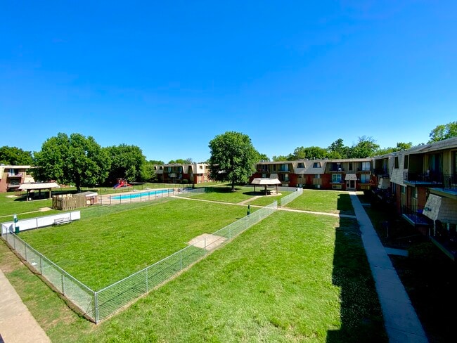 Doggy Park - Magnolia Woods