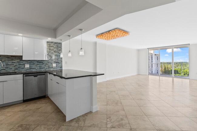 Photo - 2801 NE 183rd St Unit W1603