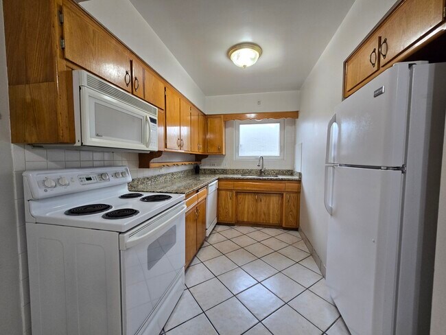 Photo - 6801 13th St Unit 2E