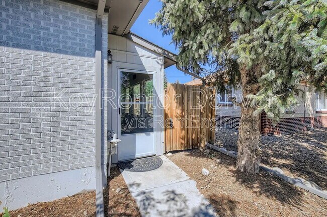 Photo - 5327 Independence St Unit B