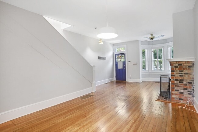 Photo - Charming Capitol Hill House| Don't miss the 3D-TOUR!