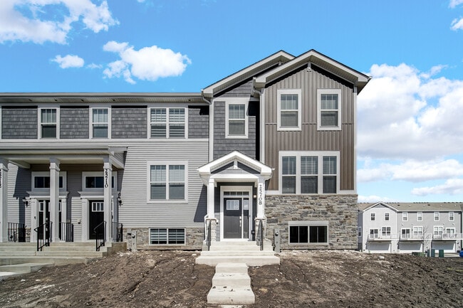 Building Photo - 25708 W Yorkshire Dr