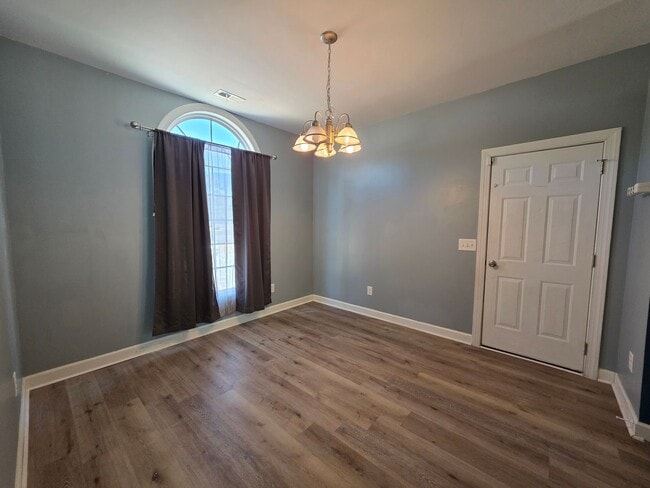 Photo - Country Comfort in Ryans Run