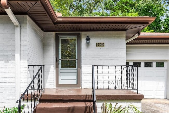 Photo - 1469 Clairmont Rd