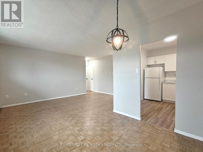 Photo - 98 Holgate St