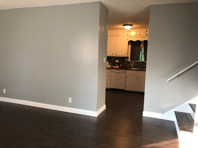 Photo - 3331 Gundy Dr