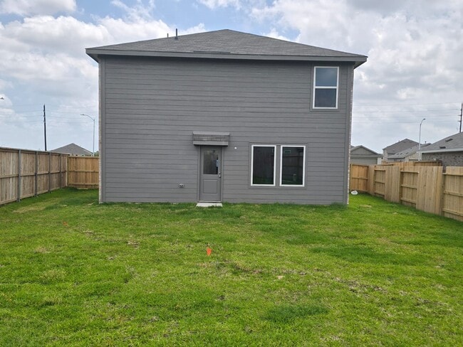 Photo - 26706 Dalmatian Bellflower Dr