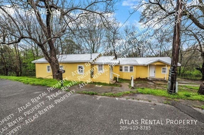 Photo - 27 1st St NE